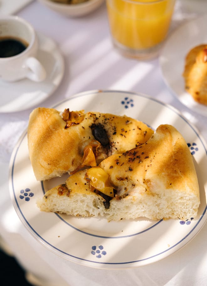 colazione_superior_salata_focaccia_barese